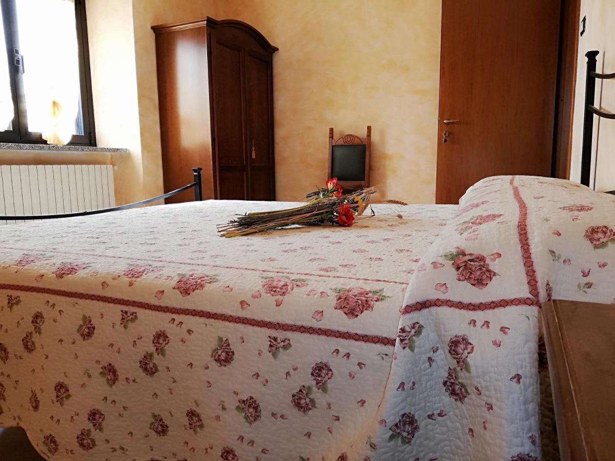 B&B Pivi Ponti sul Mincio Buitenkant foto
