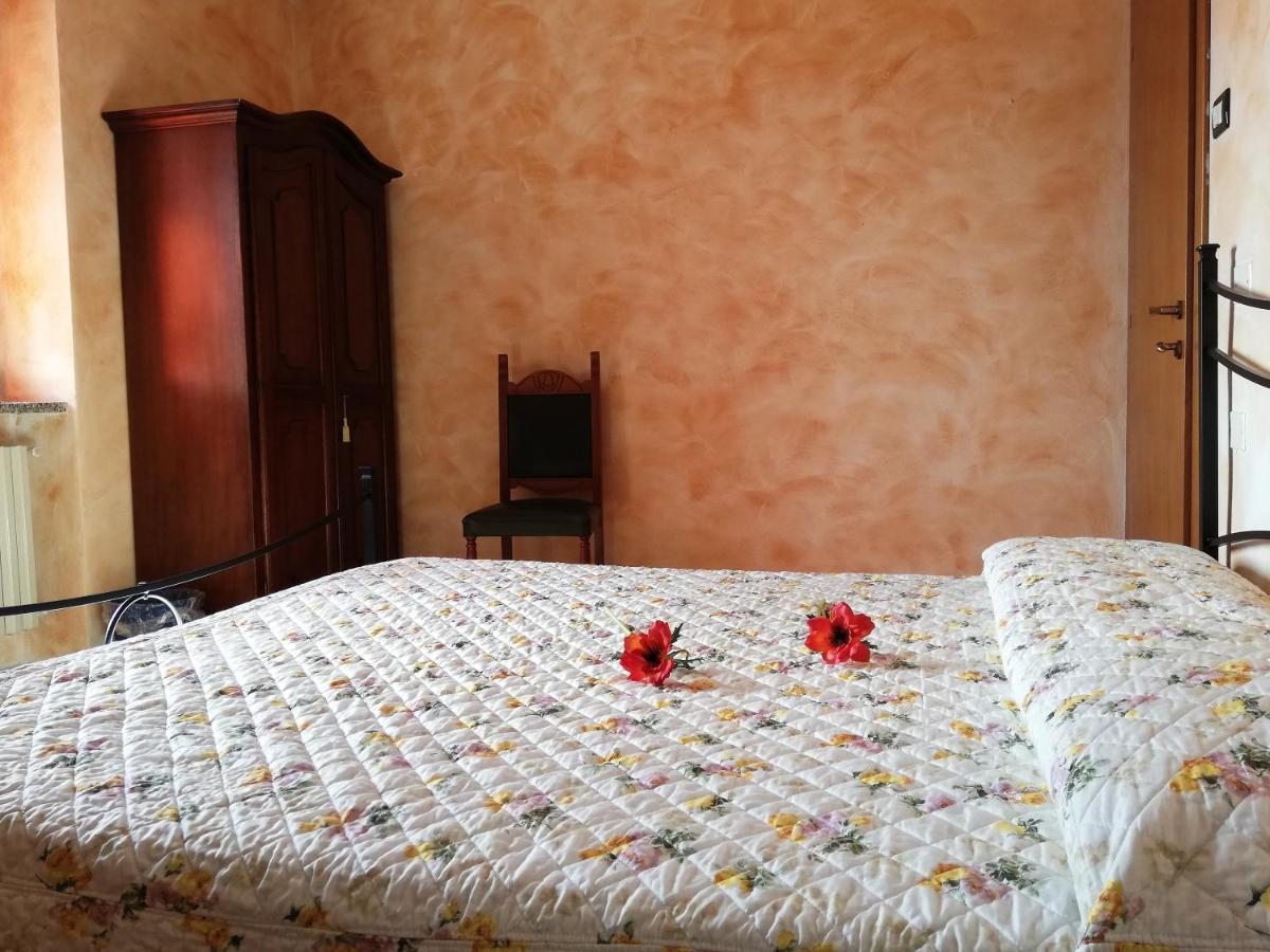B&B Pivi Ponti sul Mincio Buitenkant foto